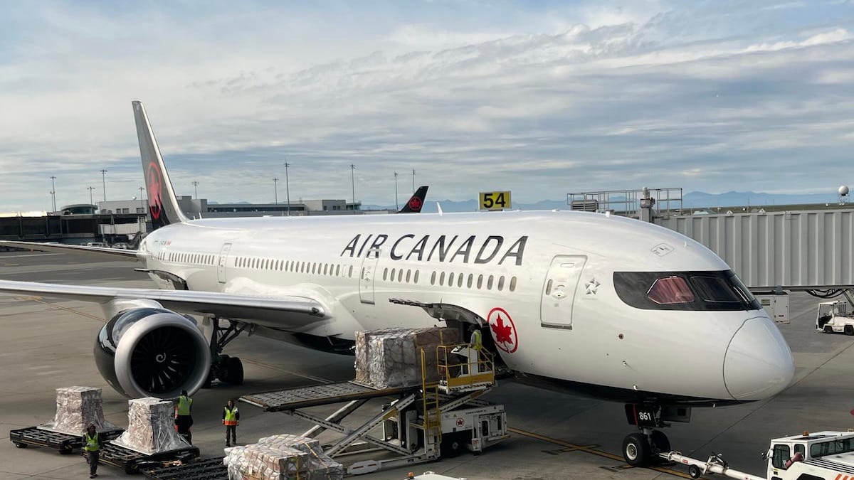 Air Canada CEO Ousted Amid Language Furor: Who Steps In Next?