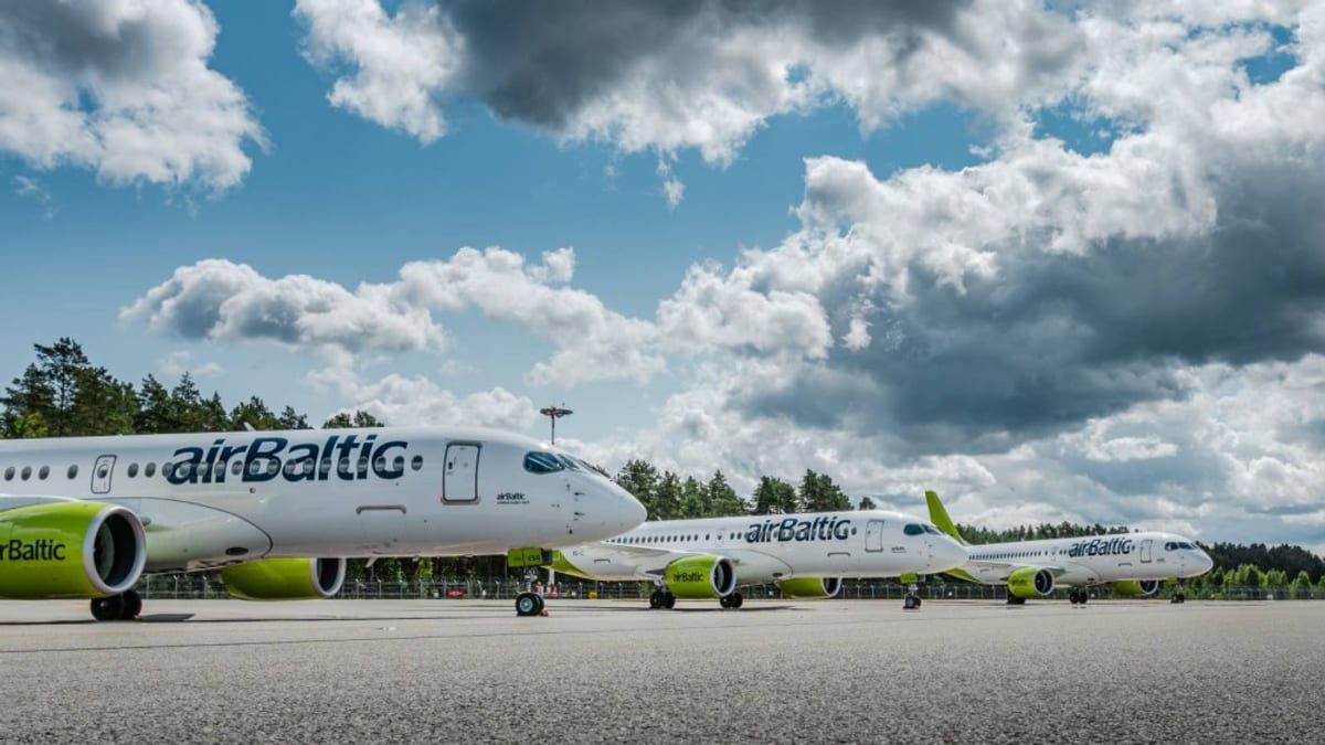 airBaltic marks 20 years on Riga–London route with A220 era