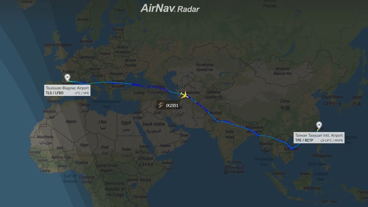 Why Some Airline CEOs Personally Fly New Airbus A350s Home