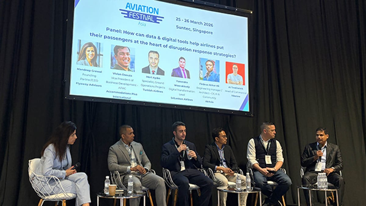 Airlines Double Down on Communication During Flight Chaos