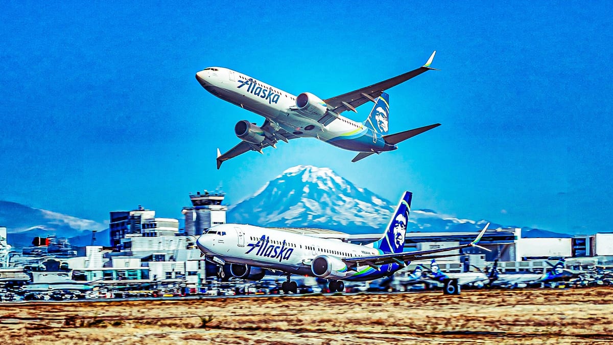 Alaska Airlines Pilots Call Police After Passenger Vapes Onboard