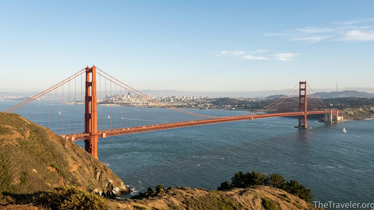 Golden Gate Bridge and San Francisco skyline on a clear early-fall afternoon.