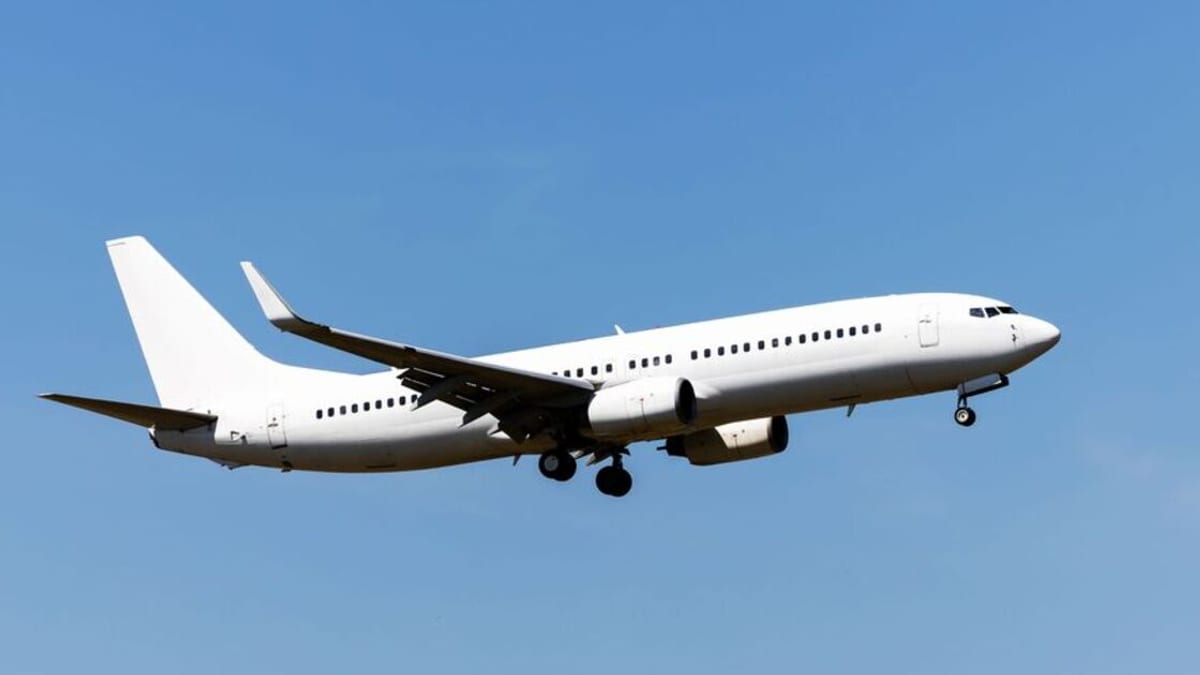 Chaos at Airports as 34 Flights Canceled, 272 Delayed