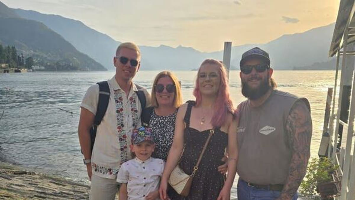 Chaos at Milan airport as easyJet flight leaves 100+ behind