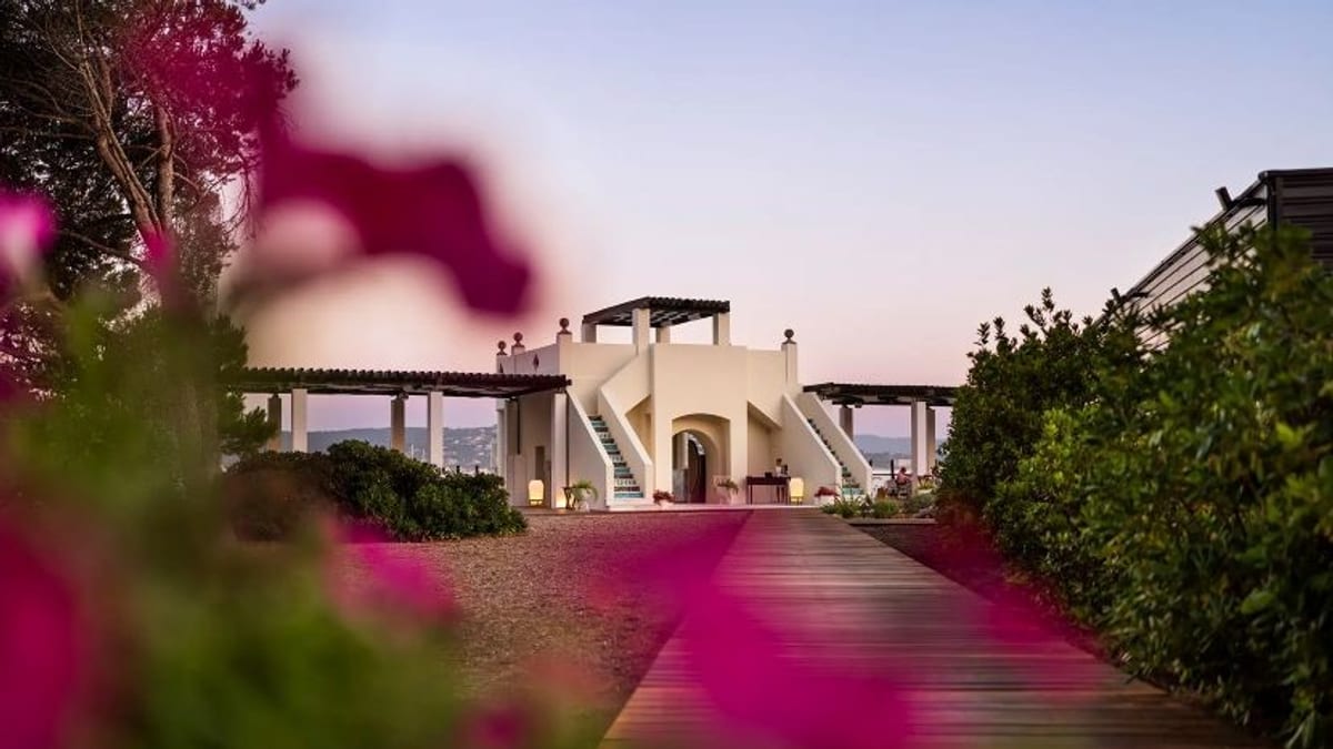 COMO Le Beauvallon to Reopen on Riviera in April 2026