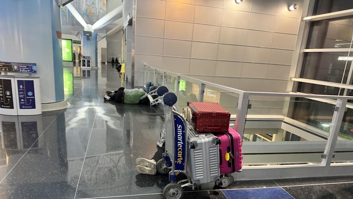 Delta Chaos at Atlanta Hub as Cancellations Top 100 Flights