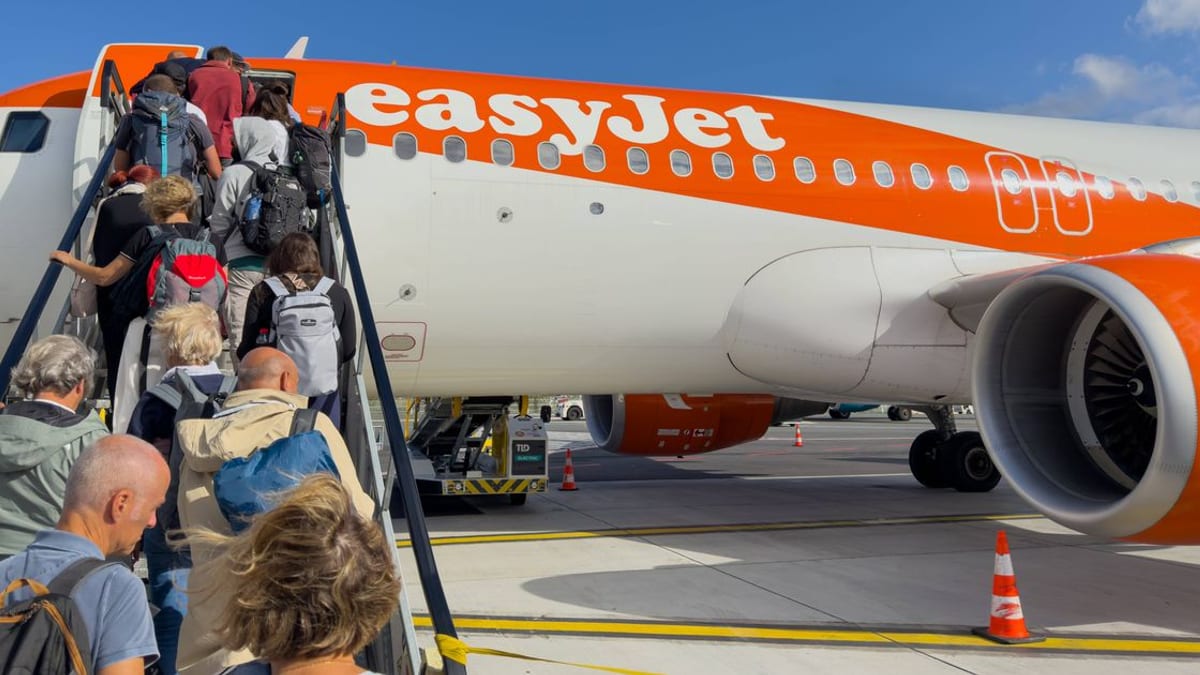EasyJet passengers stranded in Milan amid border chaos