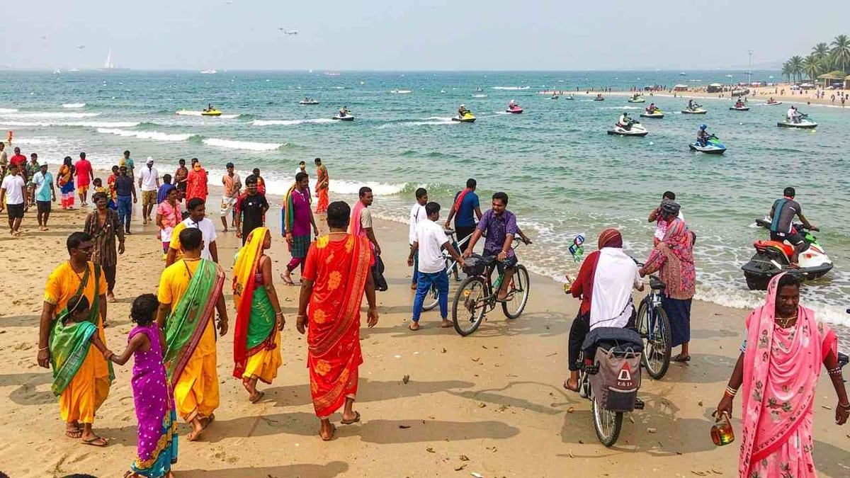 Eid Travel Boom Sends Foreign Tourists Flocking to Cox’s Bazar