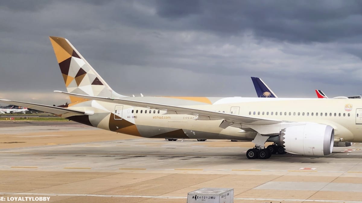 Etihad Schedules 71 Departures From Abu Dhabi On March 30