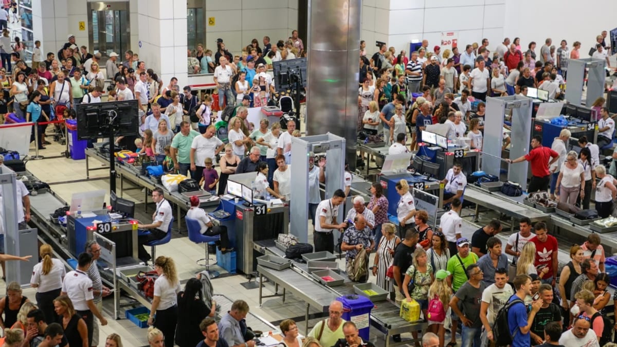 EU Entry-Exit System Chaos Strands Over 100 Air Passengers