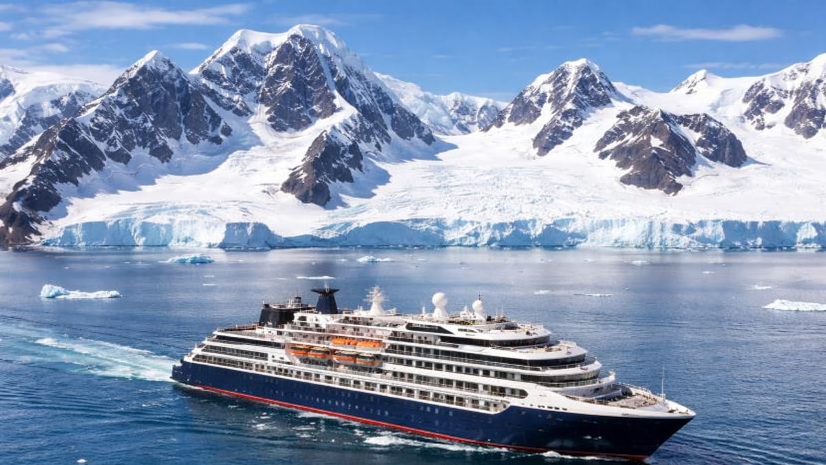 HX Marks 130 Years With Up to 35% Off Expedition Cruises