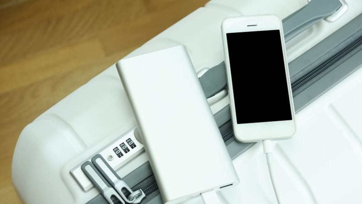ICAO Caps Air Travelers to Two Power Banks Each