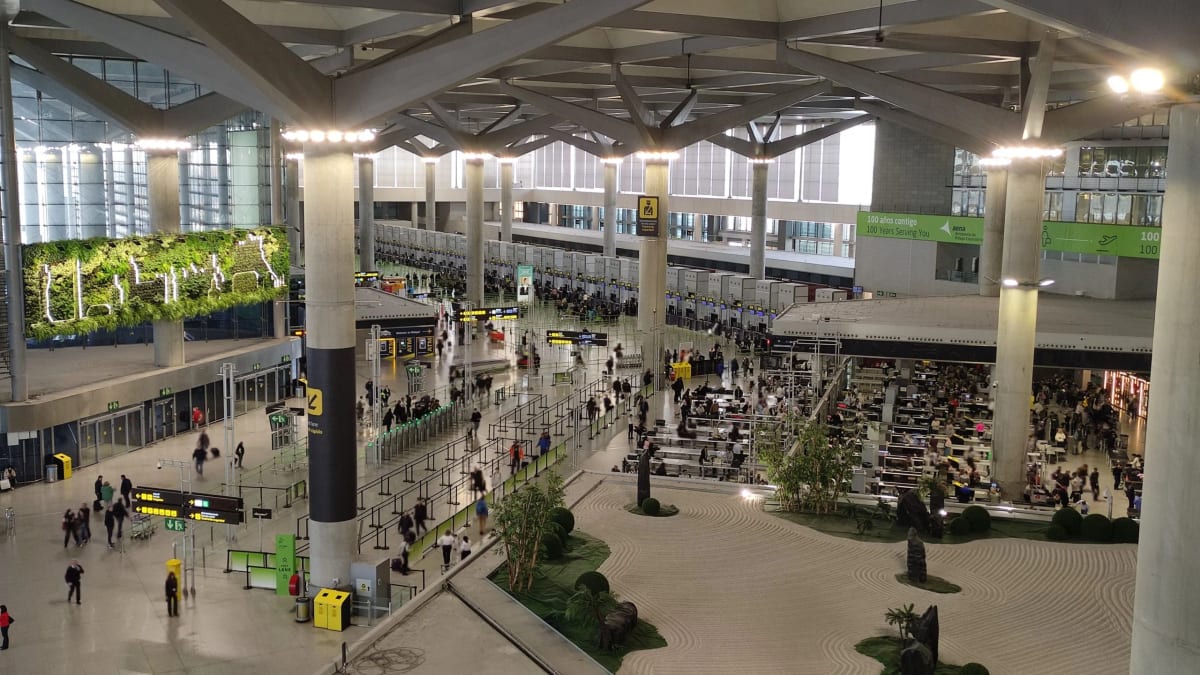 Malaga Airport Holds Steady Amid Jet Fuel Turmoil