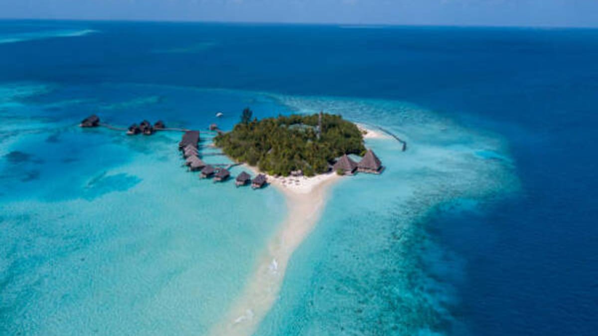 Maldives Faces Debt Cliff as Tourism Softens and India Steps In