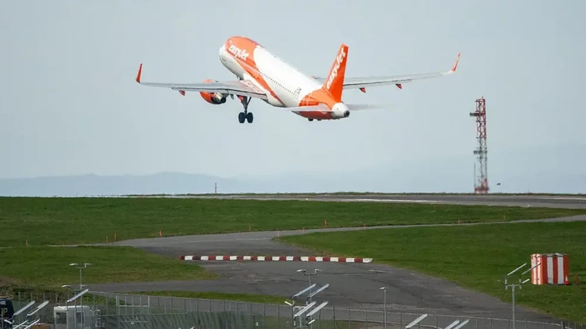 Milan airport chaos leaves more than 100 easyJet passengers stranded
