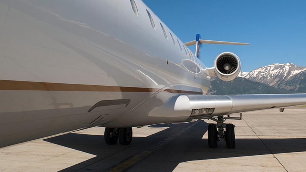 North American Regional Jets Face Slump in Heavy Check Demand