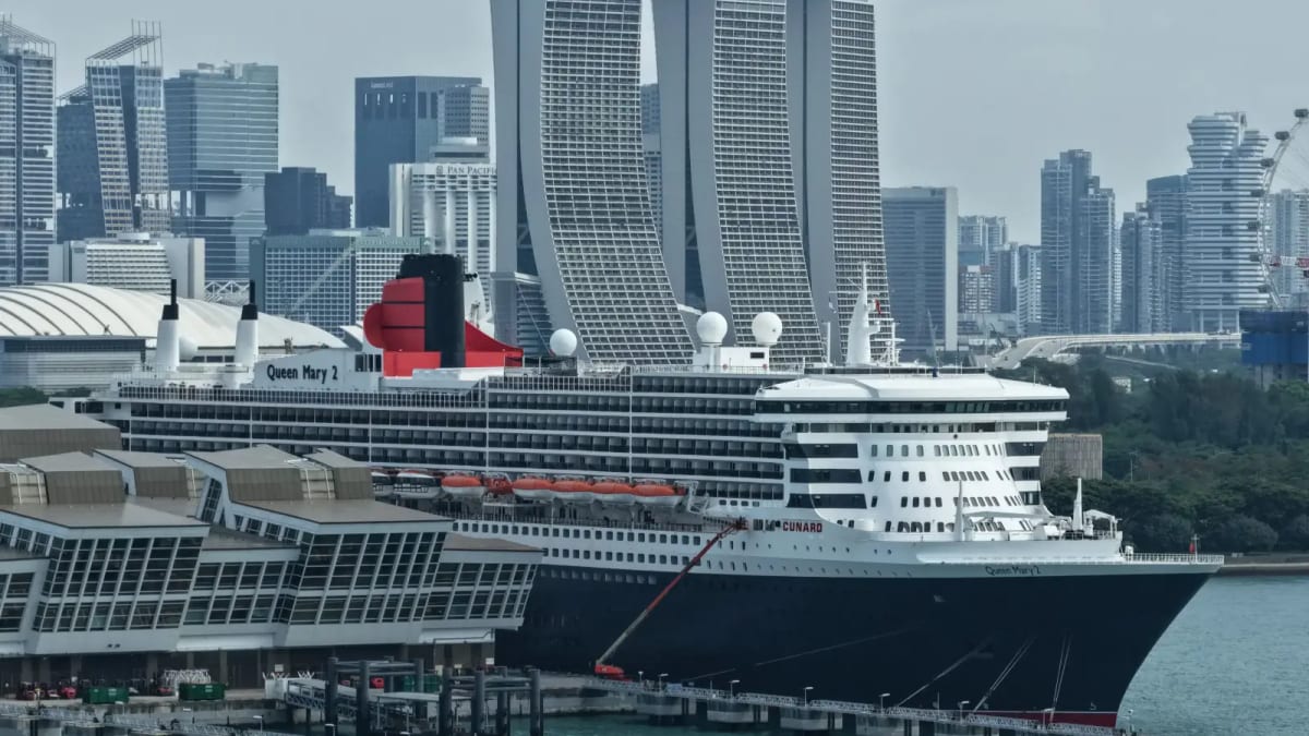 Queen Mary 2 Reaches Singapore on 108-Night World Voyage