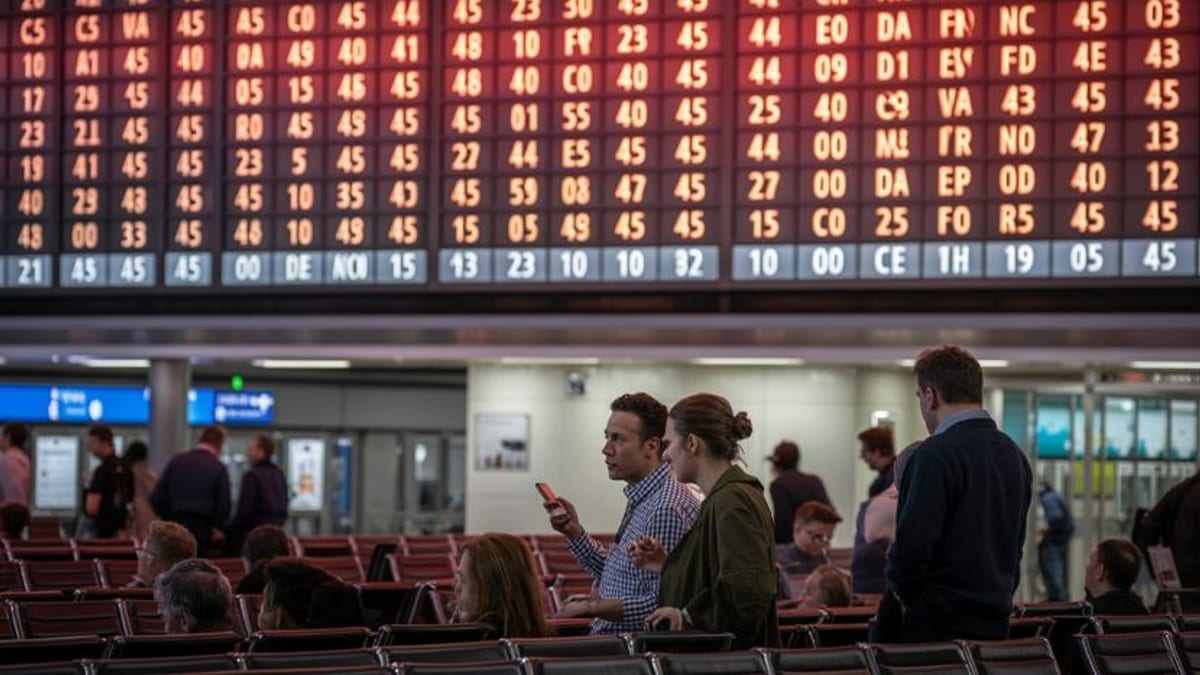 Schiphol Chaos: Massive Cancellations Paralyze Amsterdam Flights