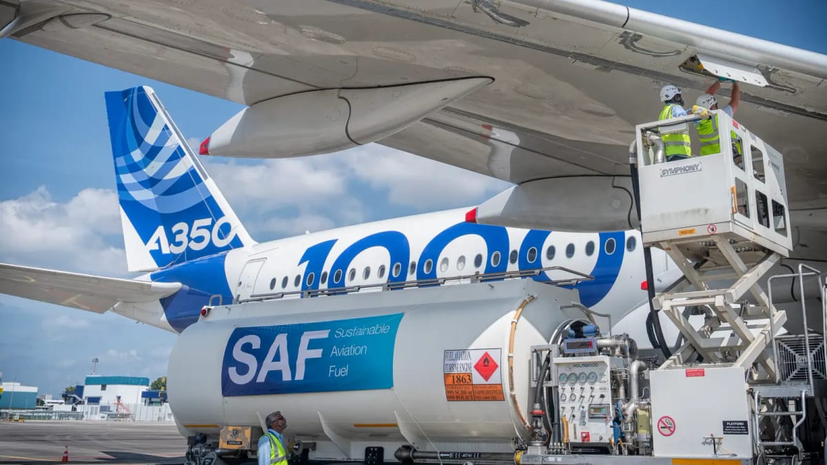 Singapore delays green jet fuel levy as Middle East war bites