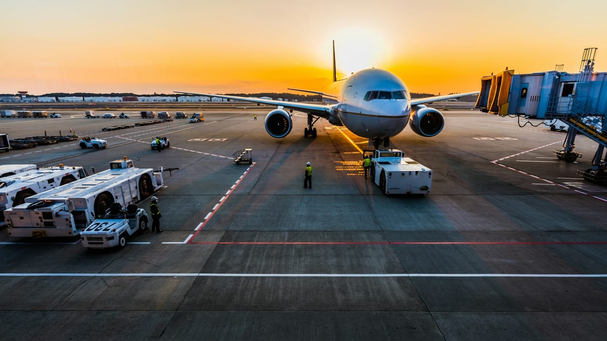 Toronto Pearson Turmoil Strands Travelers Across Canada