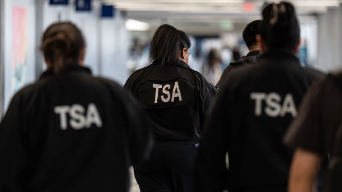 TSA pay uncertainty clouds another packed travel weekend