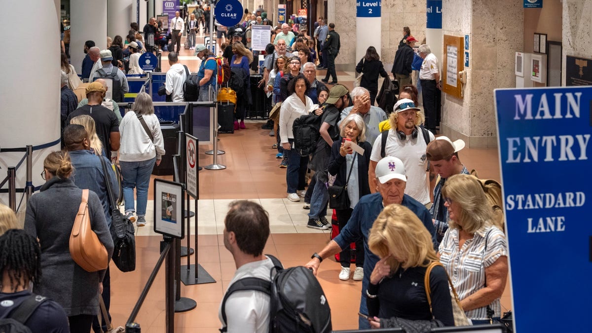 TSA Security Lines Today at ATL, CLT, IAD, DCA and BWI