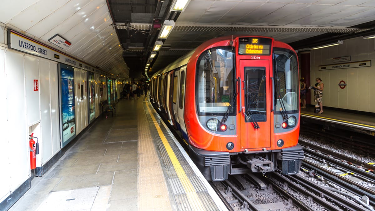 Two London Tube lines to close amid weekend disruption