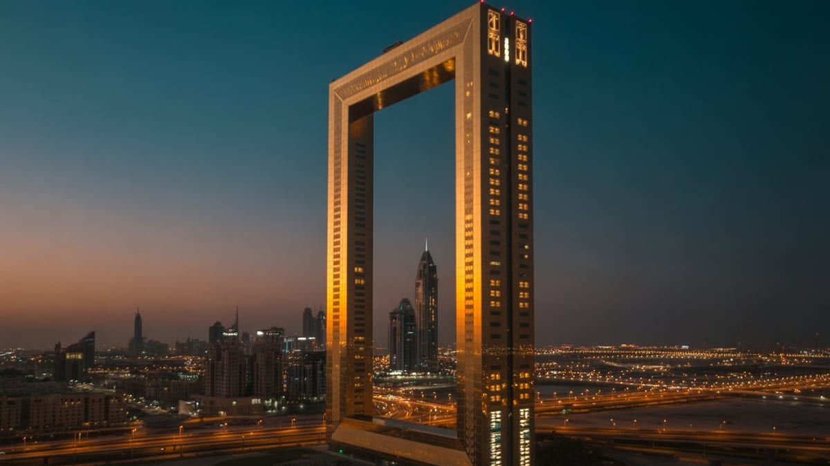 UAE Issues Travel Advisory as Storm Disrupts Dubai Airport