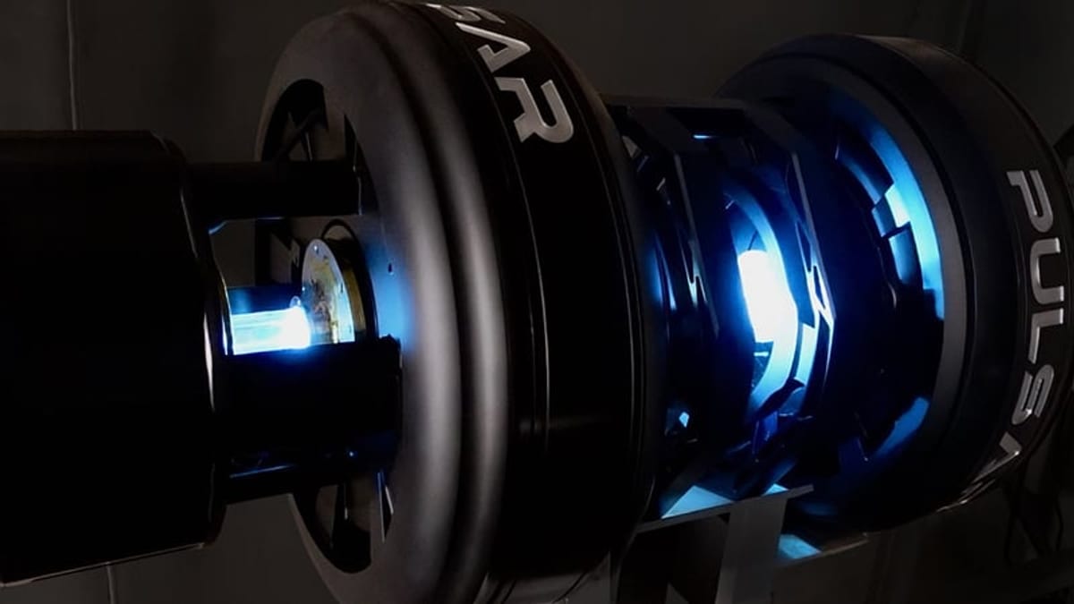 The Week in Technology: Moonshots, AI Debates and New Devices